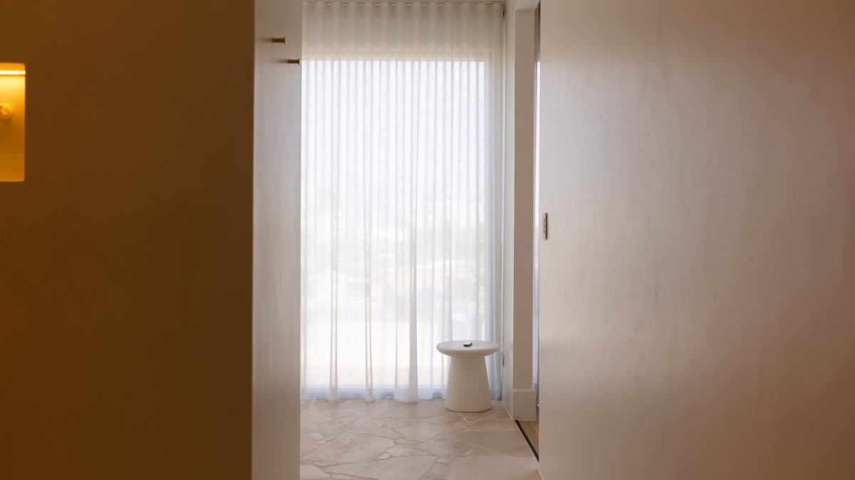 Rio Vista Ensuite — Broadbeach Waters
